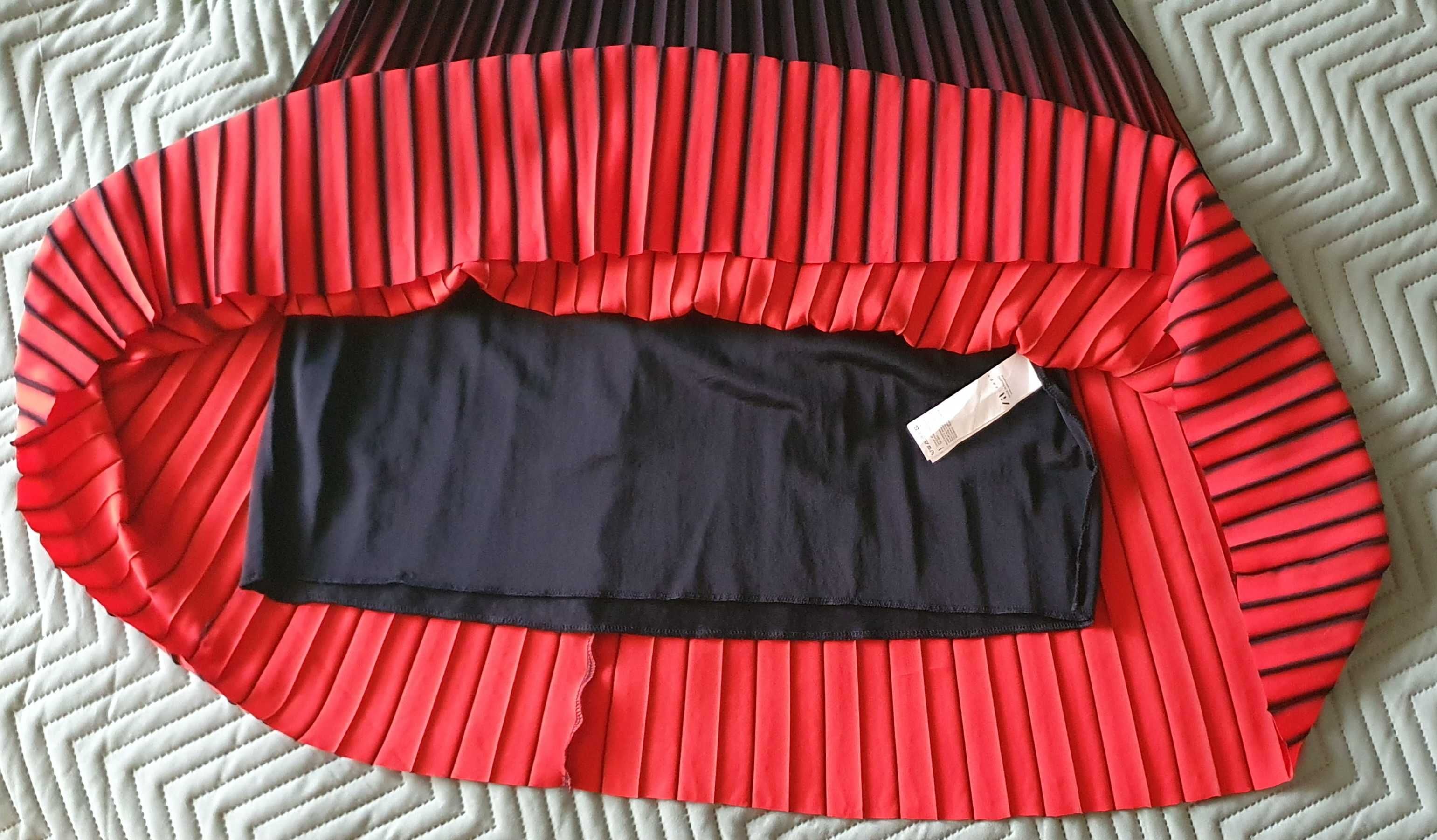 Spódnica układanka czerwono-czarna