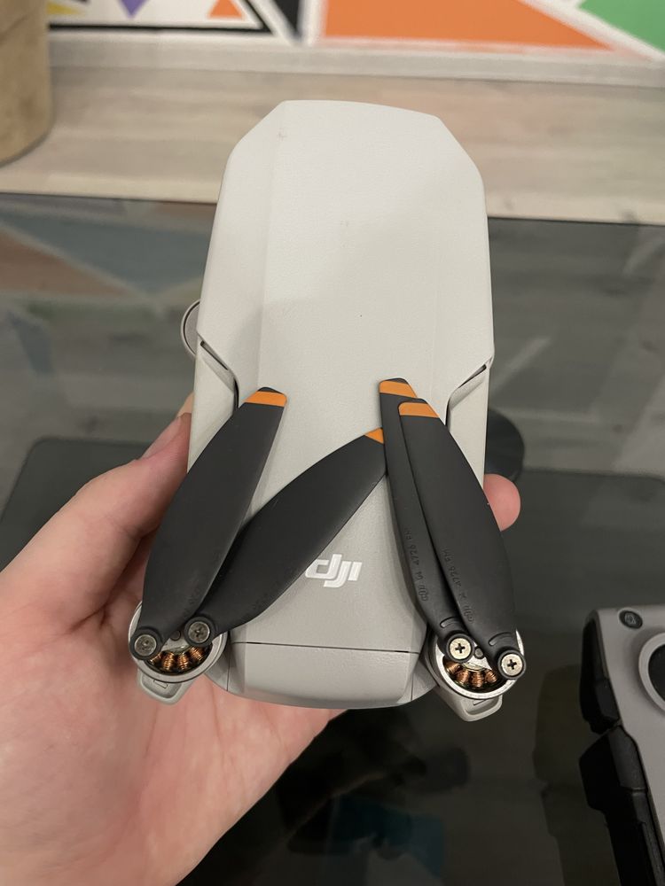 Новий Квадрокоптер dji mini 2