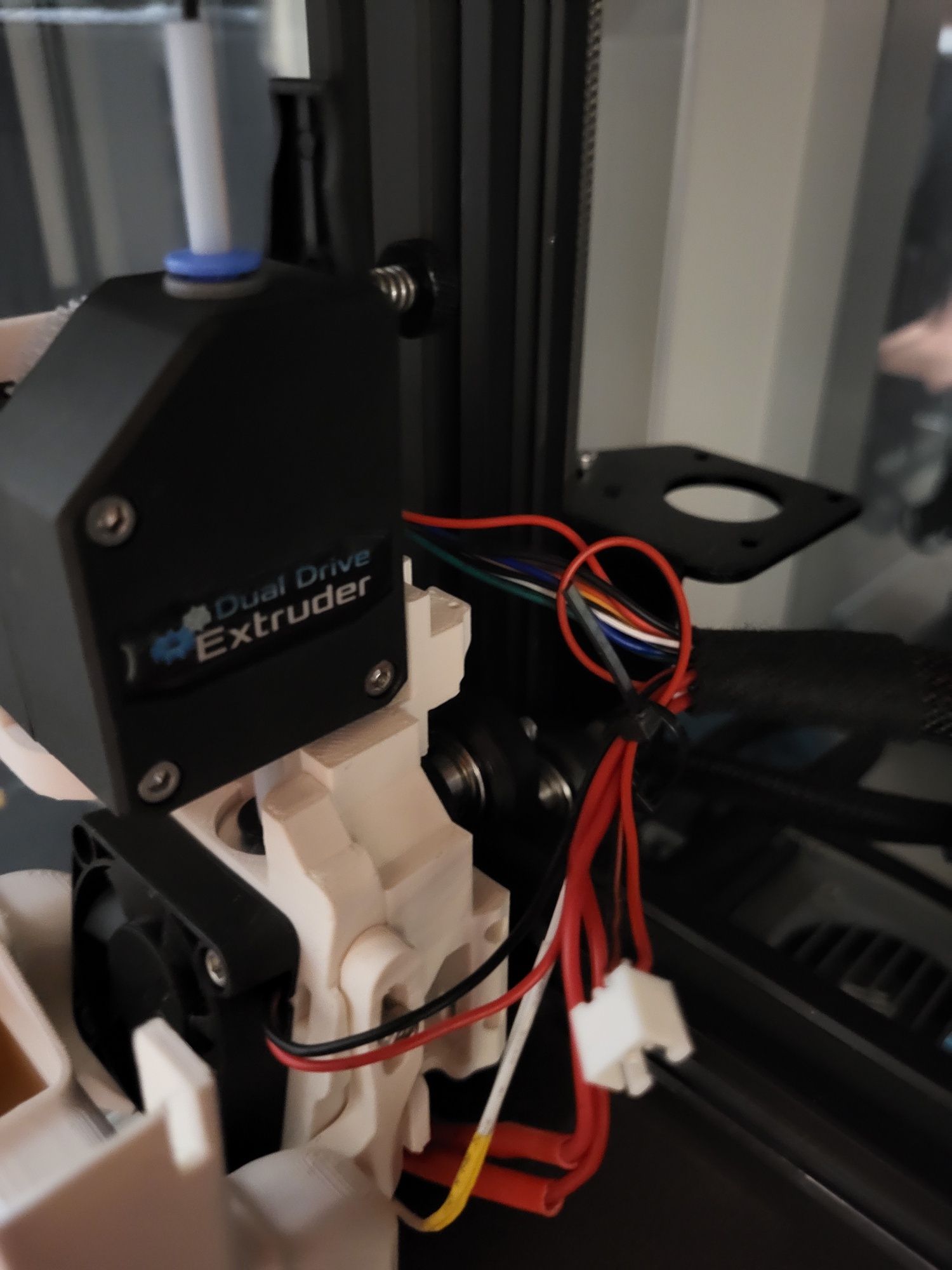 Creality Ender 3 (po modyfikacji) + obudowa