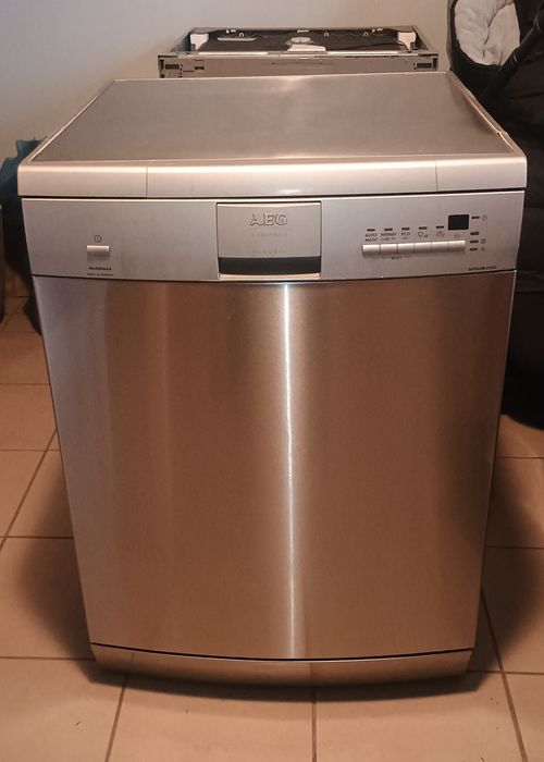 Wolnostojąca zmywarka AEG