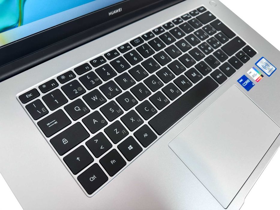 Ноутбук Huawei MateBook D15: Core i5-1135G7/8ГБ/256ГБ/15.6"