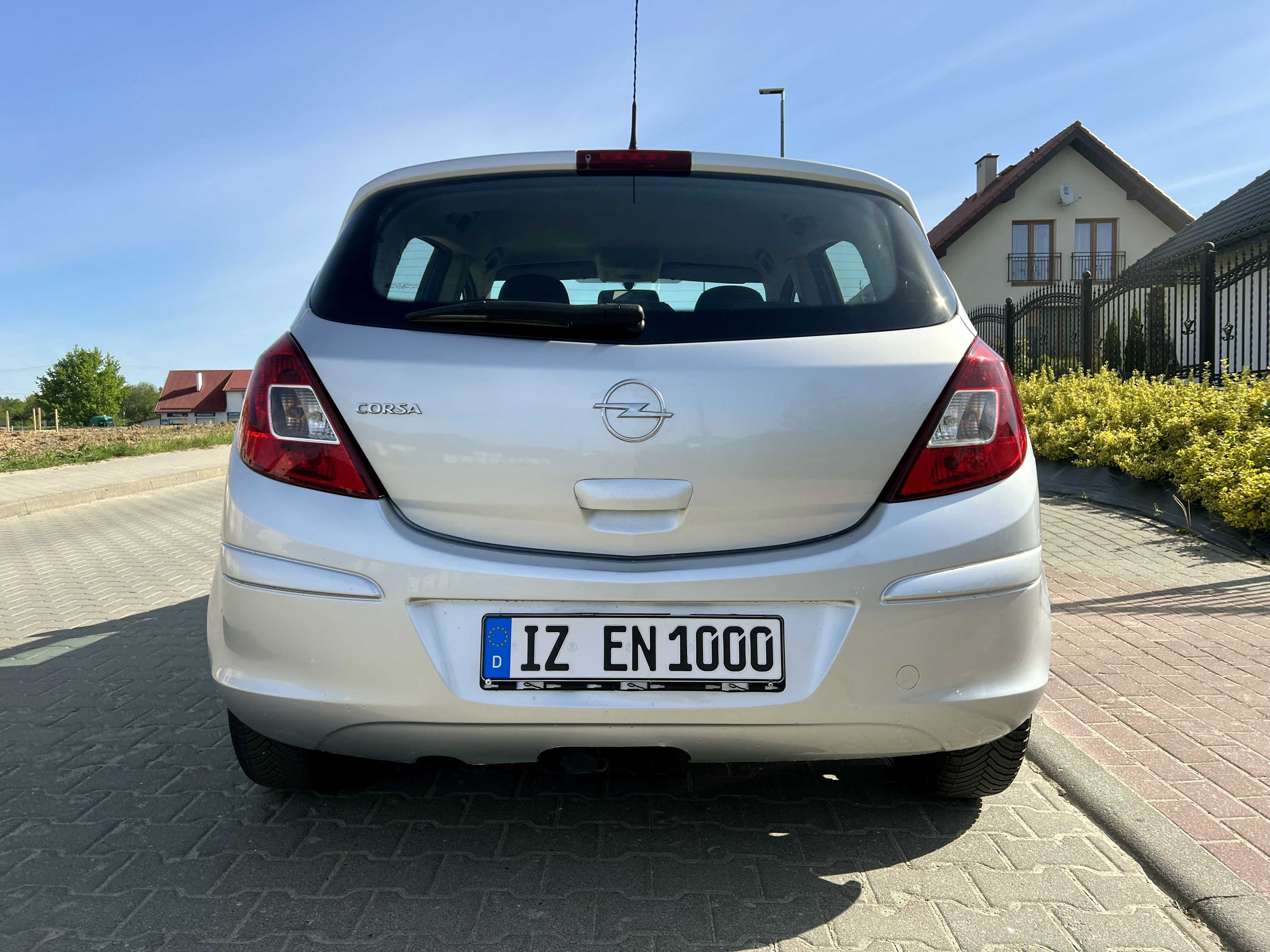 OPEL CORSA 2008r 1.2 benz KLIMA/5 DRZWI wzorowy stan 150 tys km !