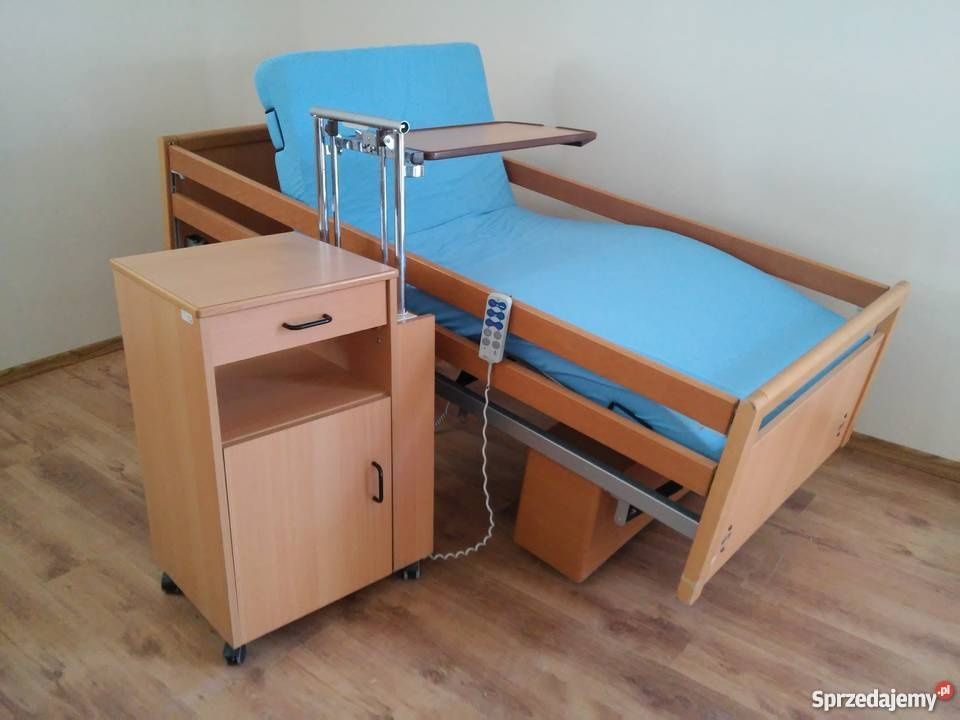 Łóżko rehabilitacyjne domowe zabudowane na pilota