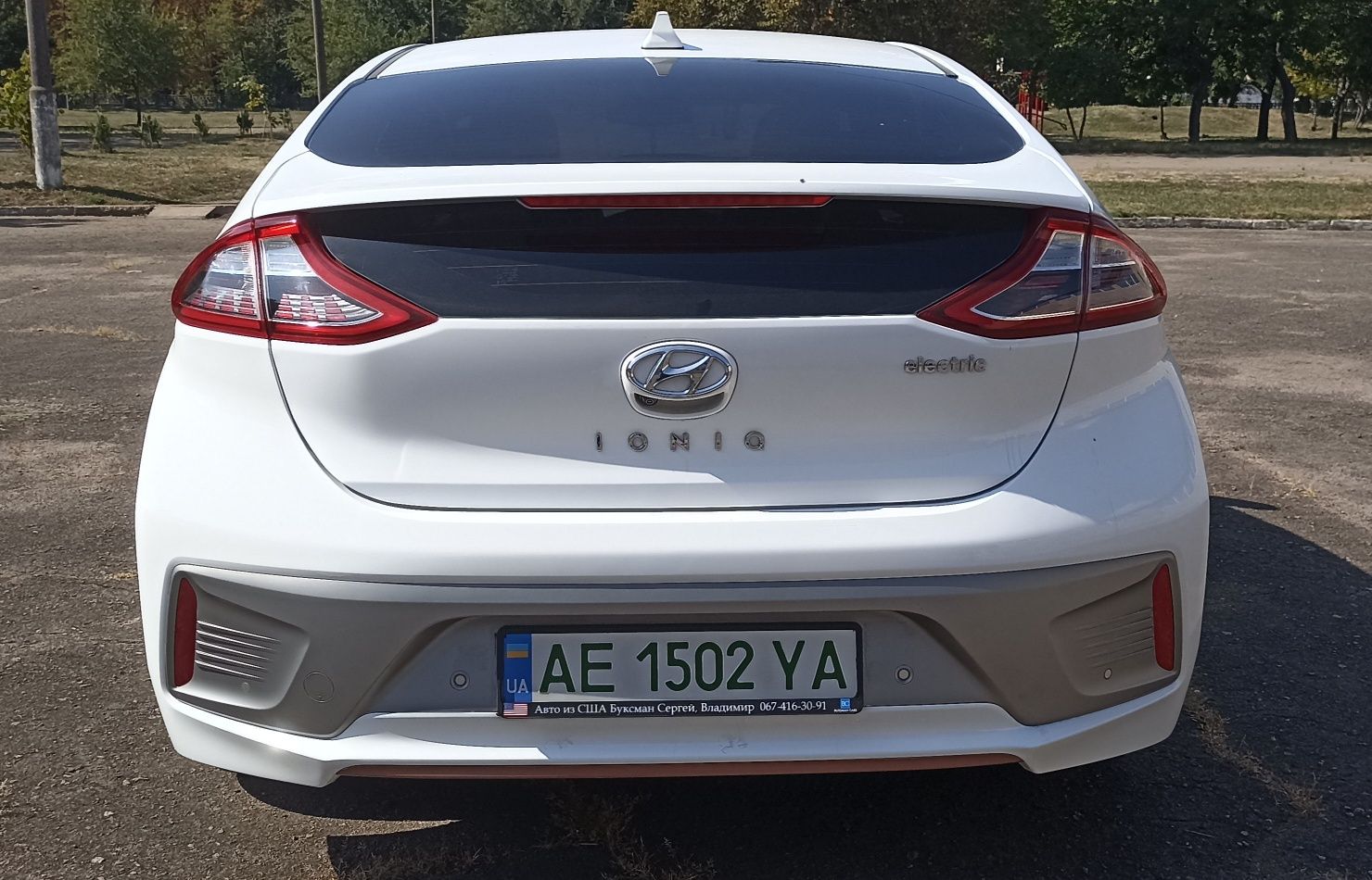 Hyundai Ionig  electric 2016г.(привезен из Кореи)