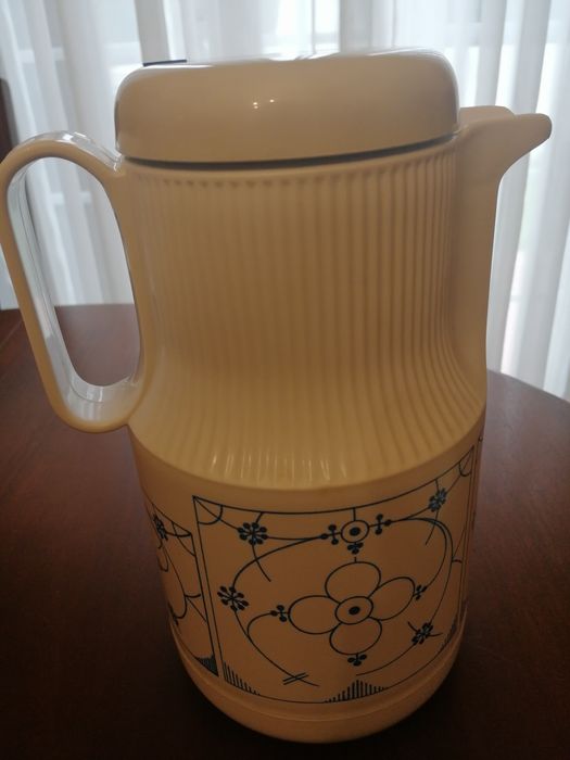 Jarro térmico, novo.