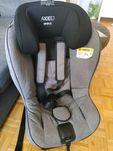 Fotelik samochodowy AXKID MINIKID 2 / stan BDB