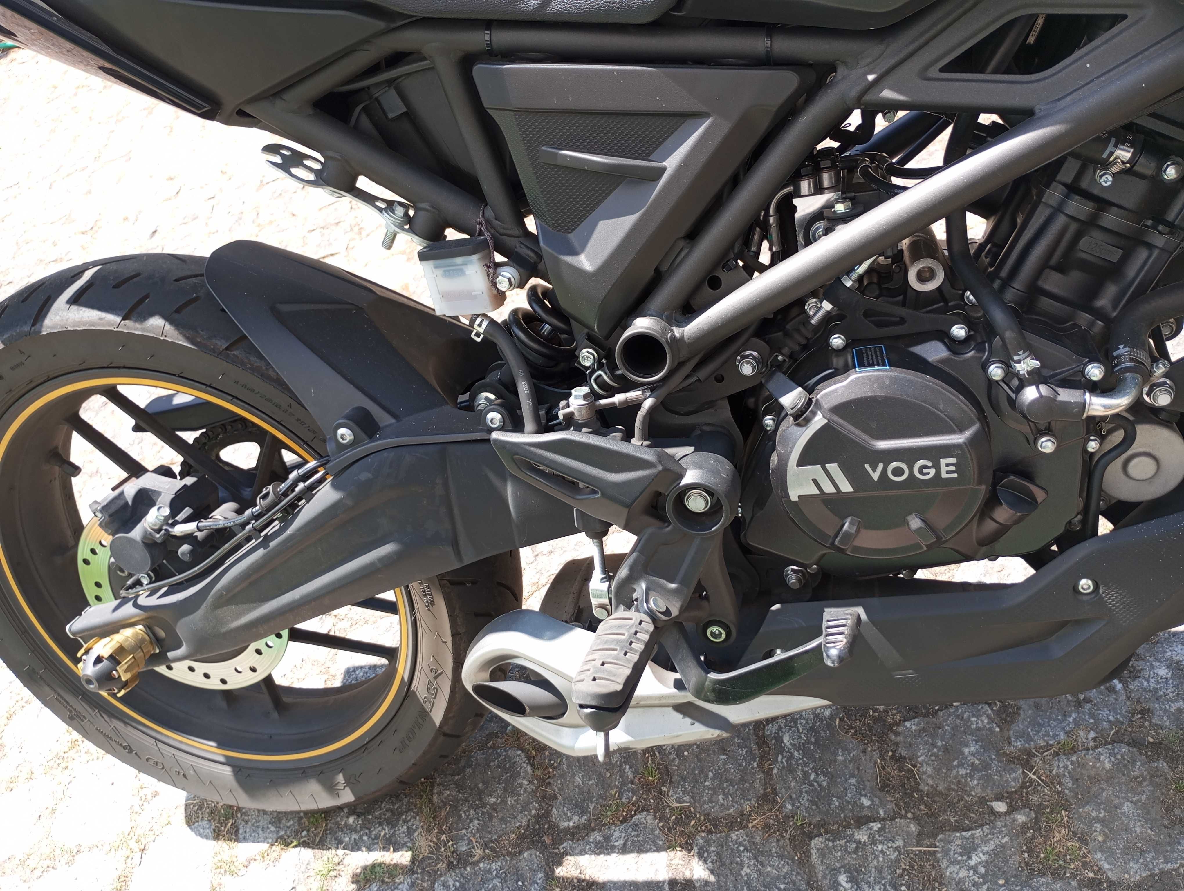 Mota Voge R125 black