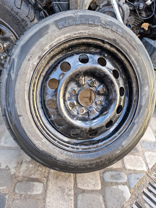 Колесо ,запаска ,резина на Kia 195/60 R 15