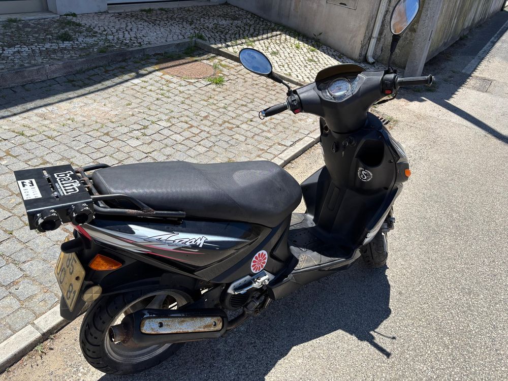 vendo moto lifan s ray 50cc 2018 com pouco uso