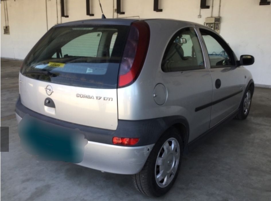 Opel corsa C 1.7DTI só às peças