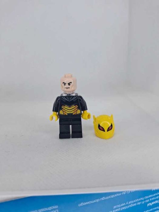 Oryginalna minifigurka lego firefly sh0551