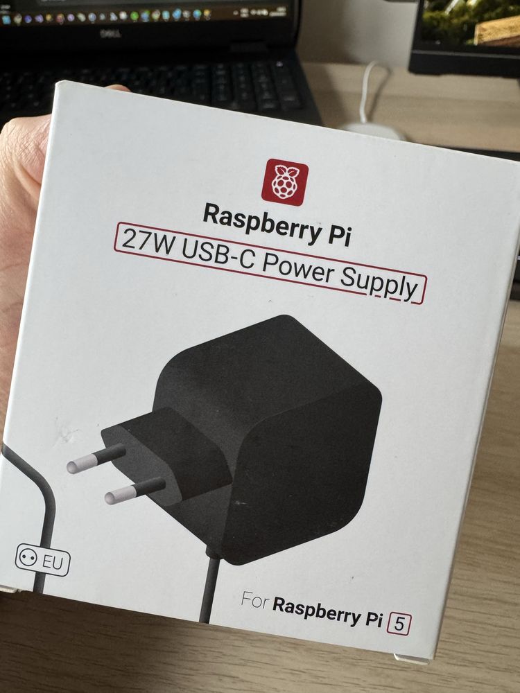 Raspberry Pi5 4GB com power supply