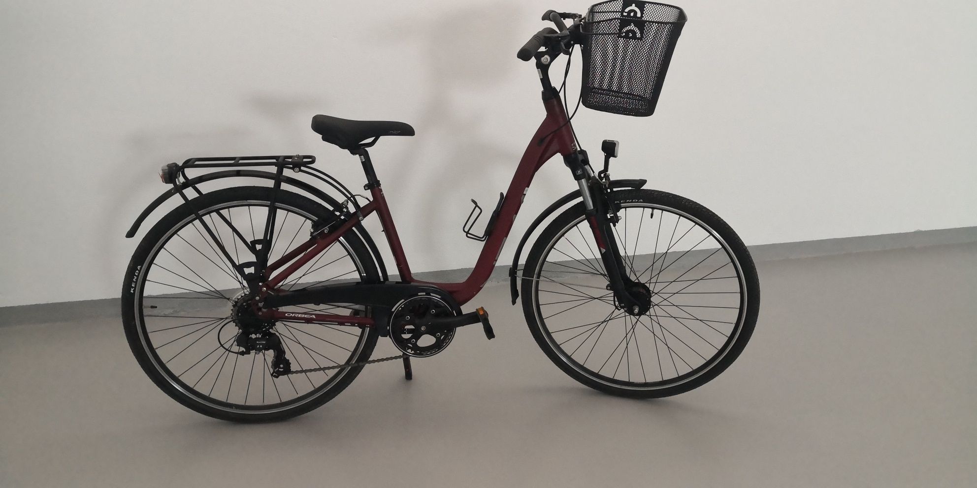 Bicicleta senhora como nova, marca Orbera