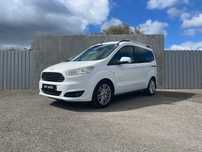 Ford Tourneo Courier 1.0 EcoBoost Ambiente