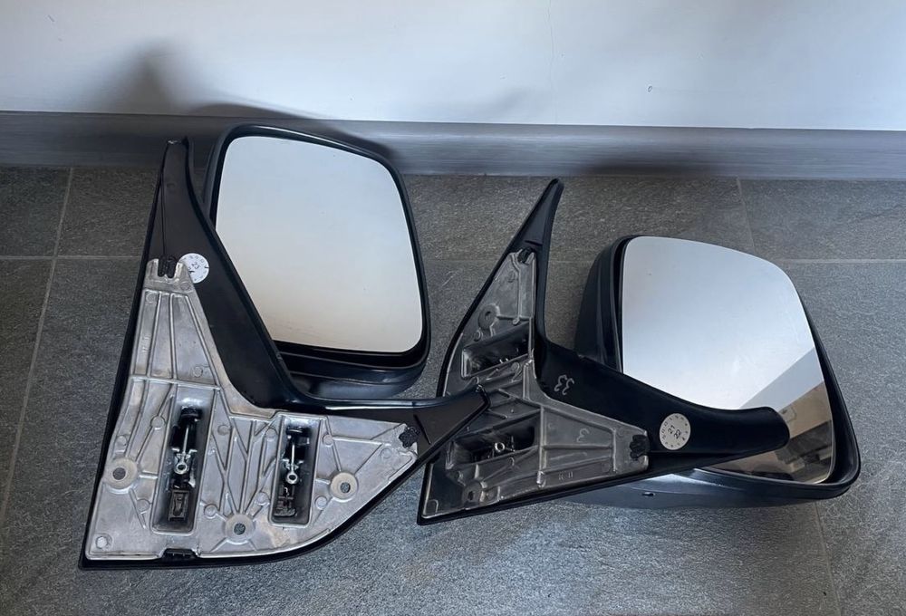 Зеркало праве ліве механіка / електро VolksWagen Transporter T4 Т4