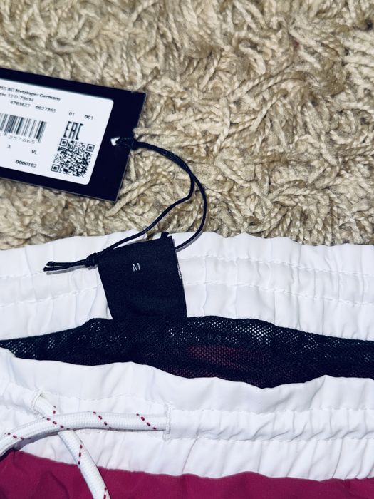 Новые шорты Hugo Boss оригинал