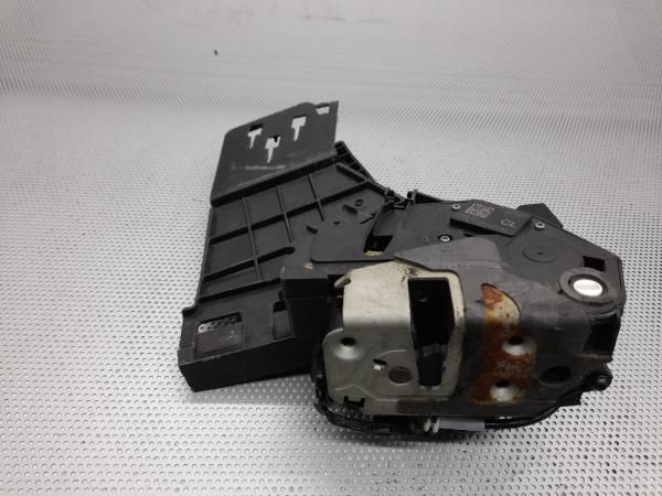 Fechadura / fecho porta trás direito FORD Fiesta VI Van