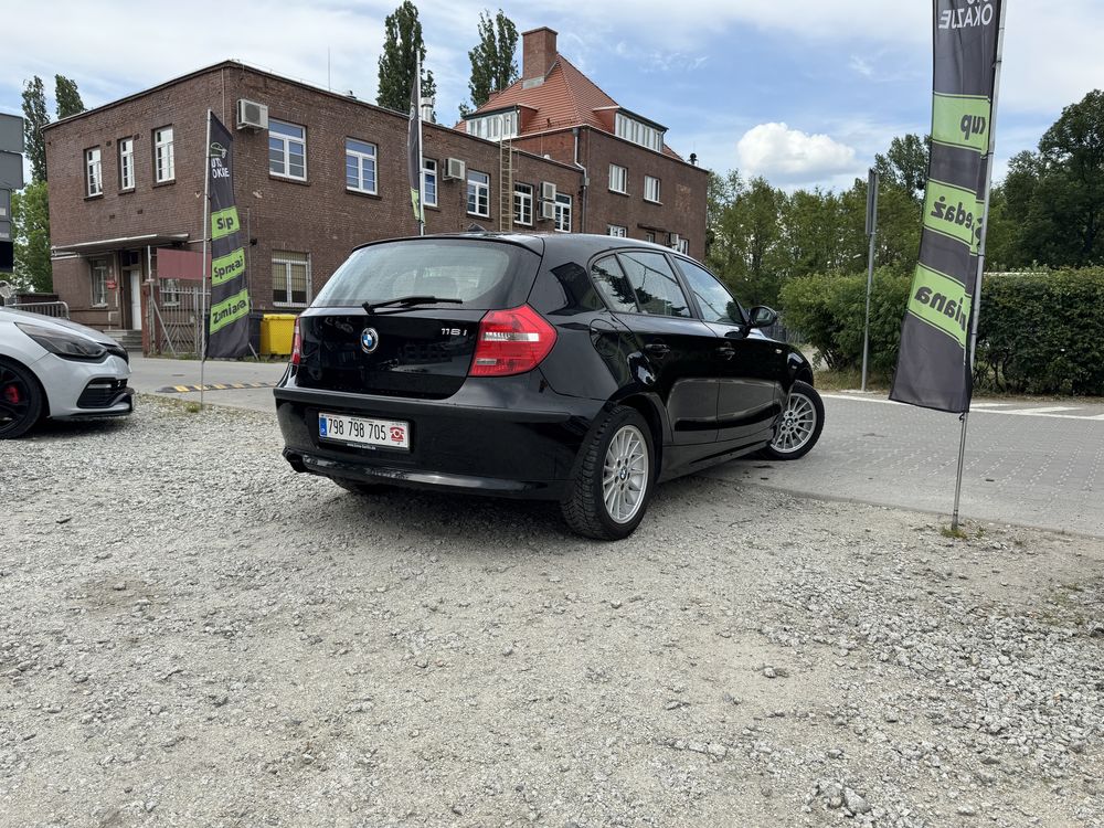 BMW serii 1/1.6b //klima// alu//opłaty//elektryka// 2009 r // zamiana