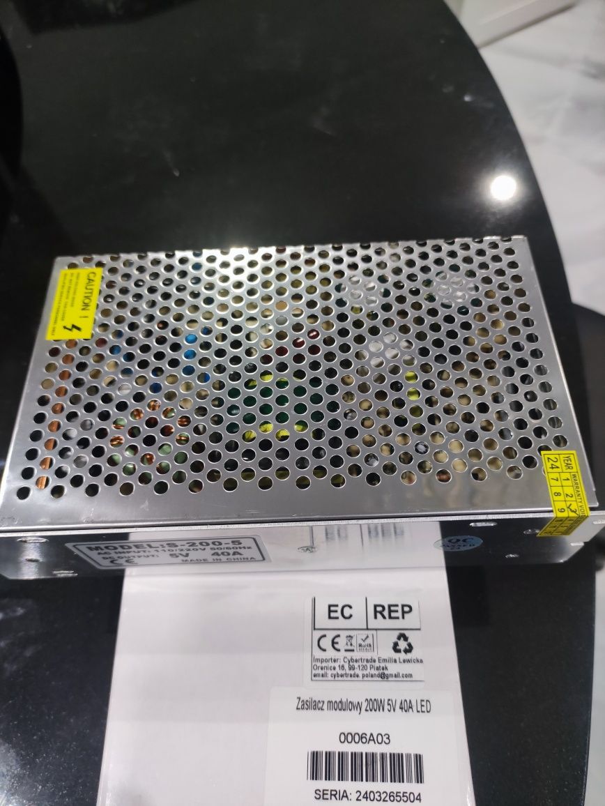 Nowy zasilacz impulsowy 200W 5V 40A Taśma LED RGB