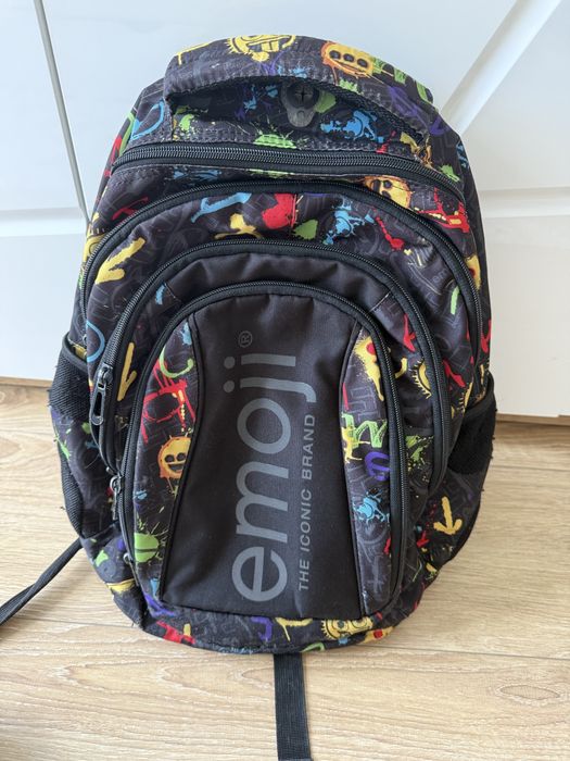 Plecak do szkoly mlodziezowy  emoji czarny st majewski