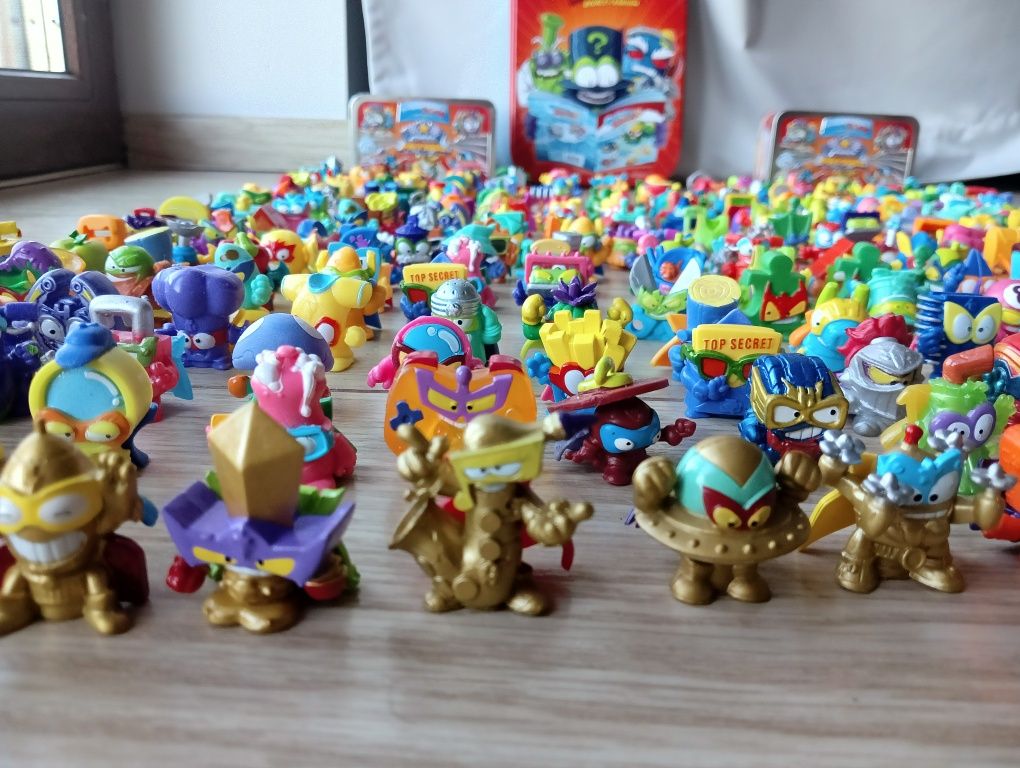 Figurki super zings 10 sztuk