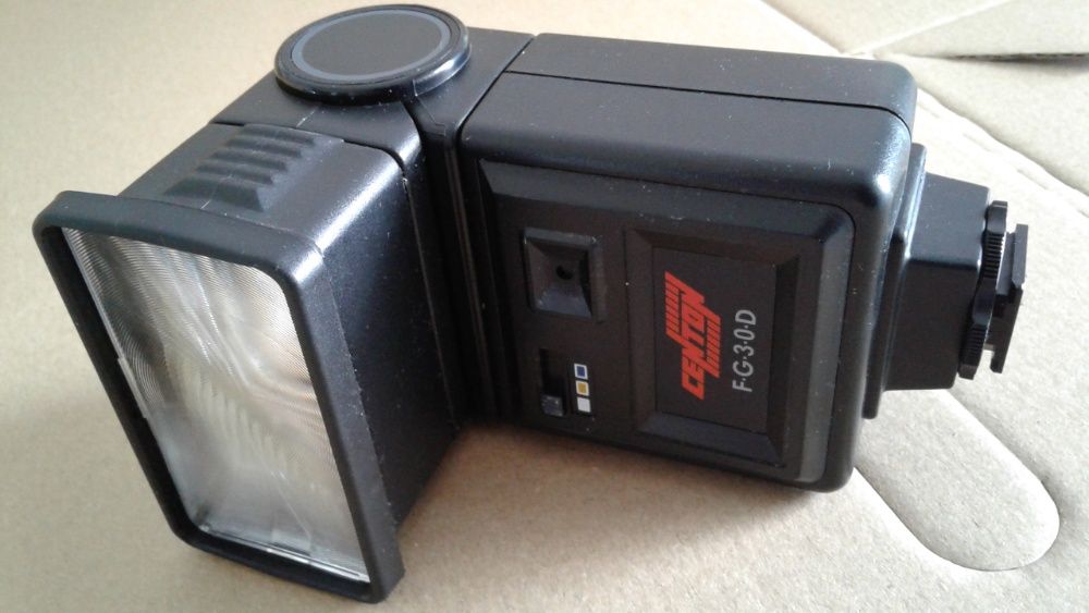 Flash profissional Centron FG 30 D