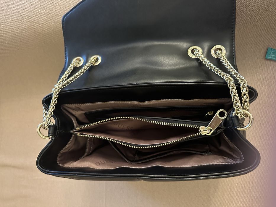 Mala ombro Guess - preta