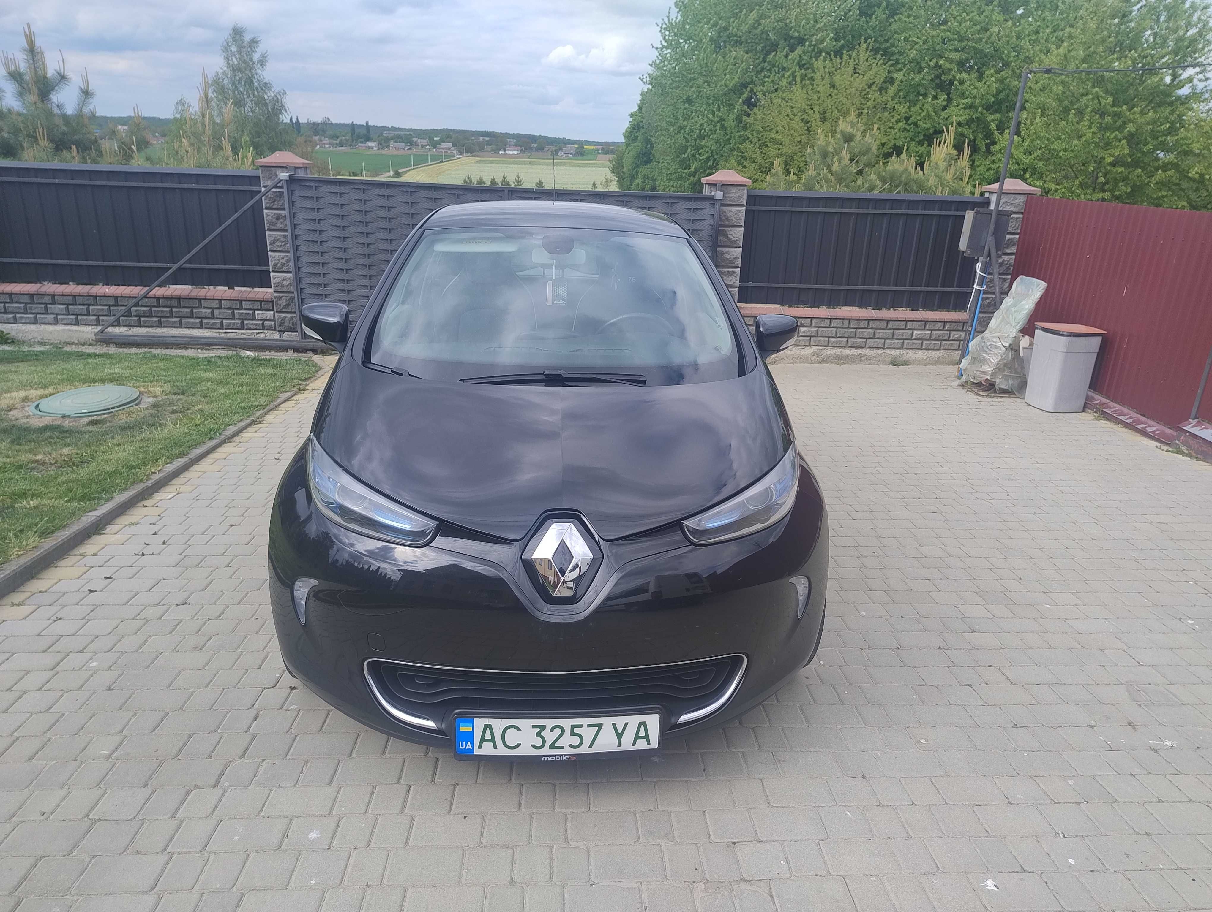 Renault Zoe 25.9кв .2016року
