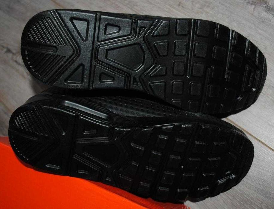 Демісезонні високі кросівки хайтопи еко шкіра унісекс 39 р. 25,5 см .