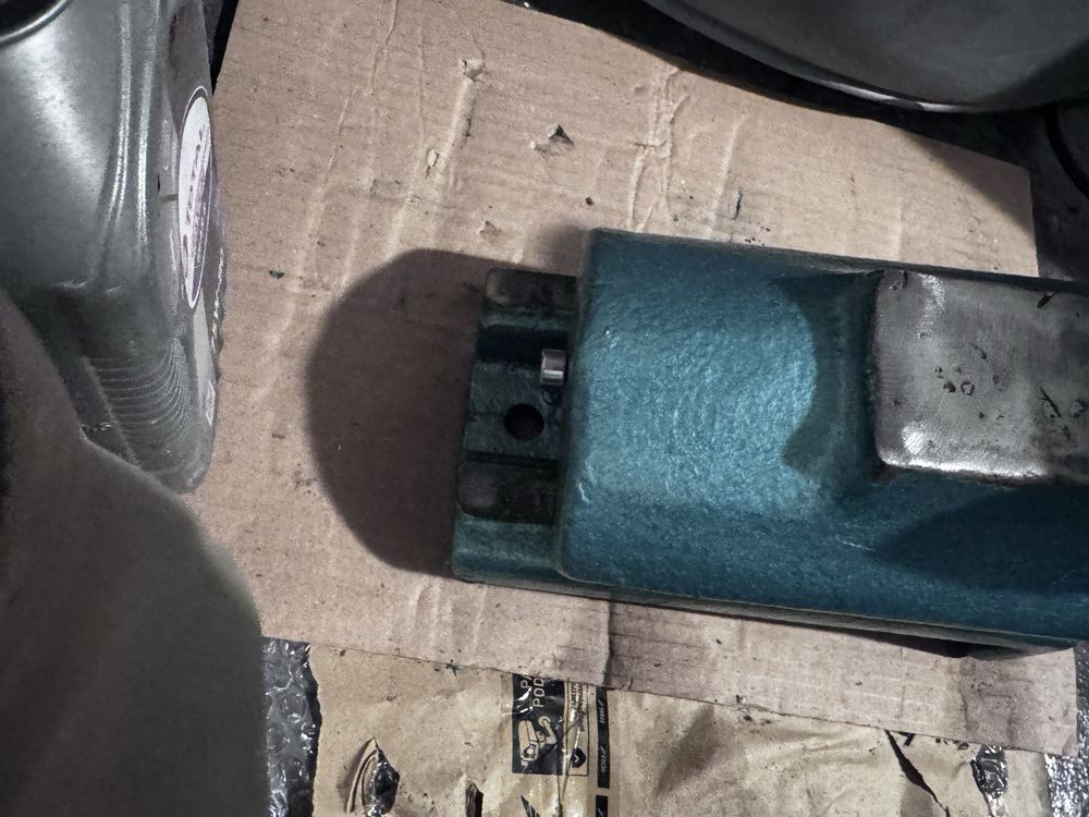 Stare  imadlo warsztatowe 125mm