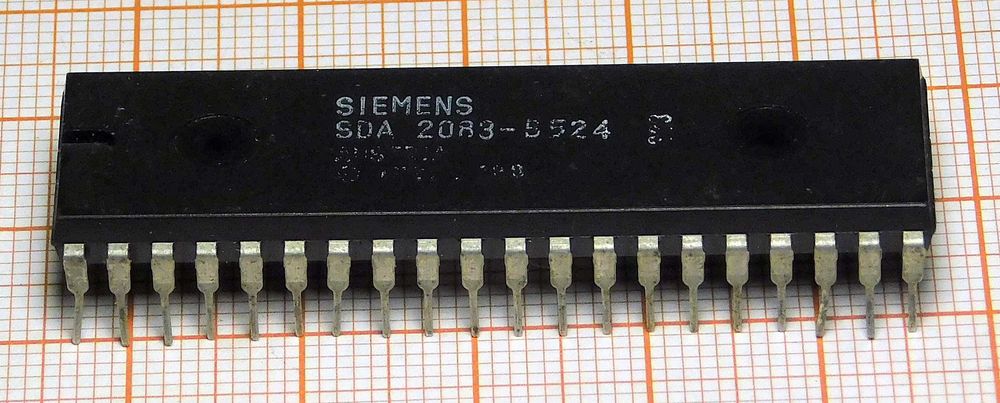 Układ SDA2083-B524 Siemens Mikrokontroler TV [033]