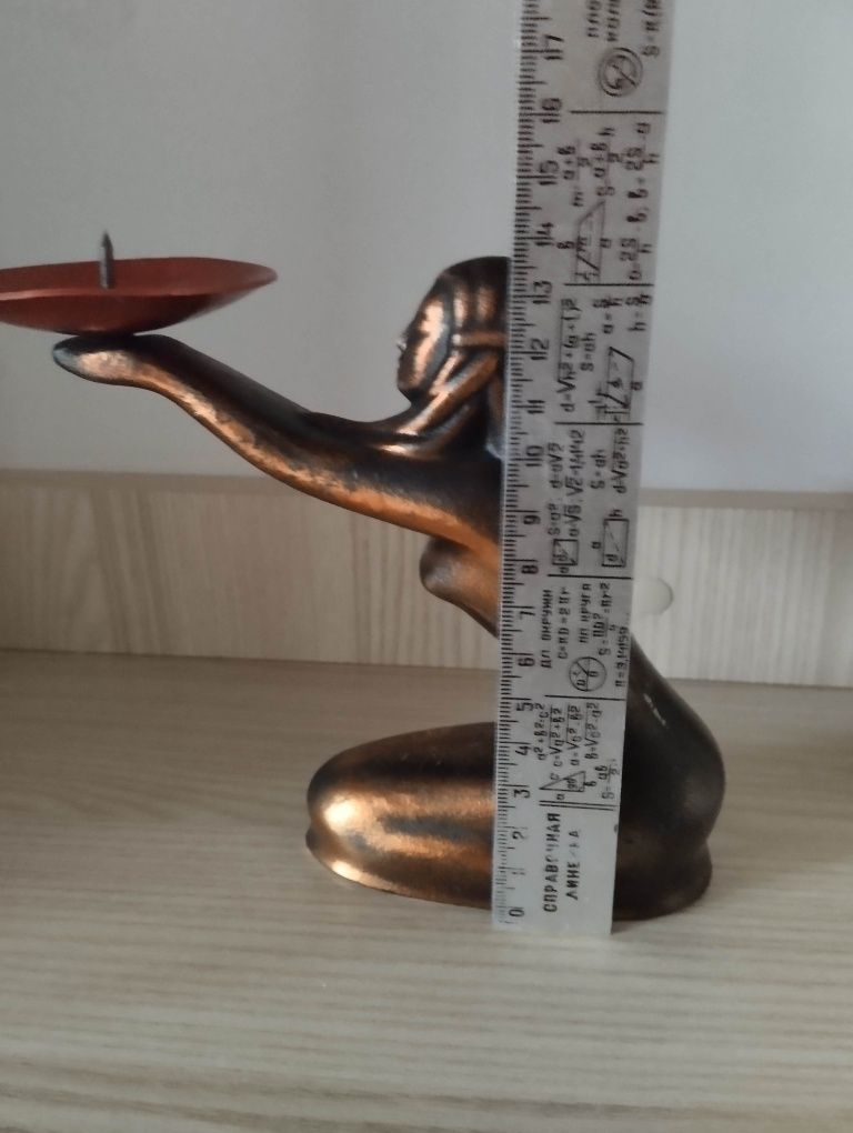 Подсвечник металлический