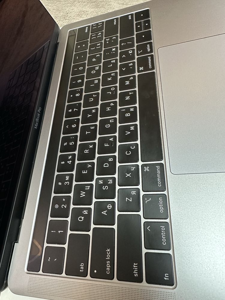 Ноутбук A2159 MacBook Pro 13" Touch Bar Space Gray 256GB