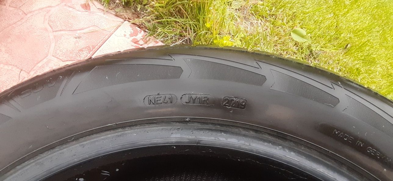 Зимові шини Goodyear 225/60R17