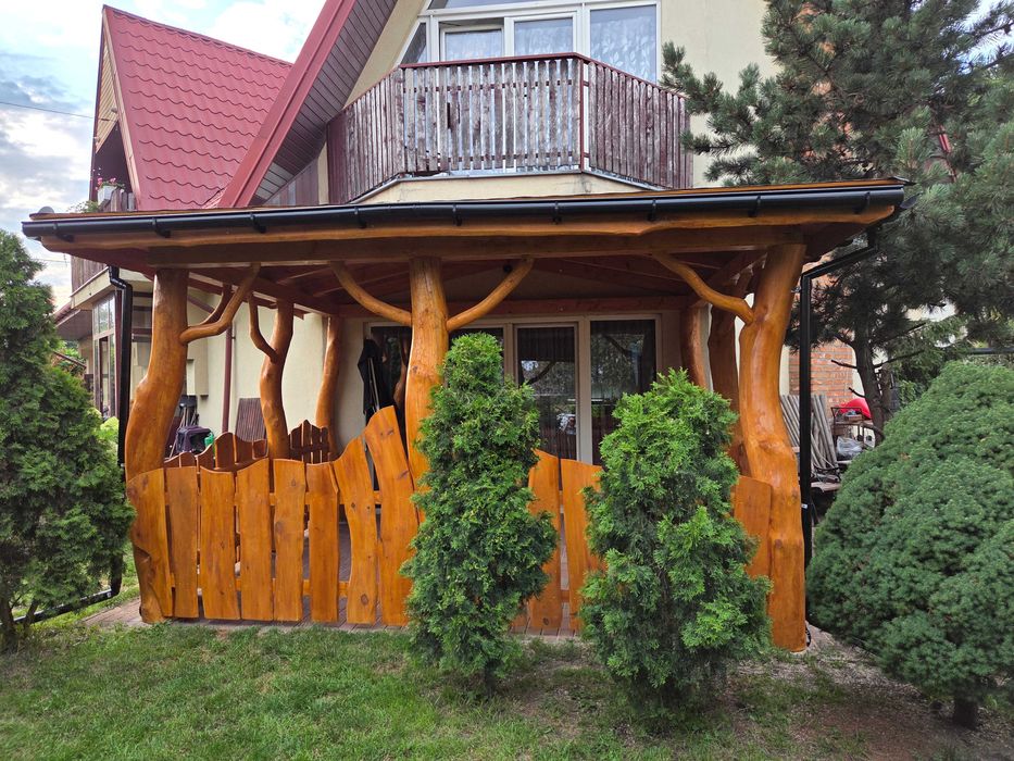 Zadaszenie tarasu wiata altana altanka meble ogrodowe z bali pergola