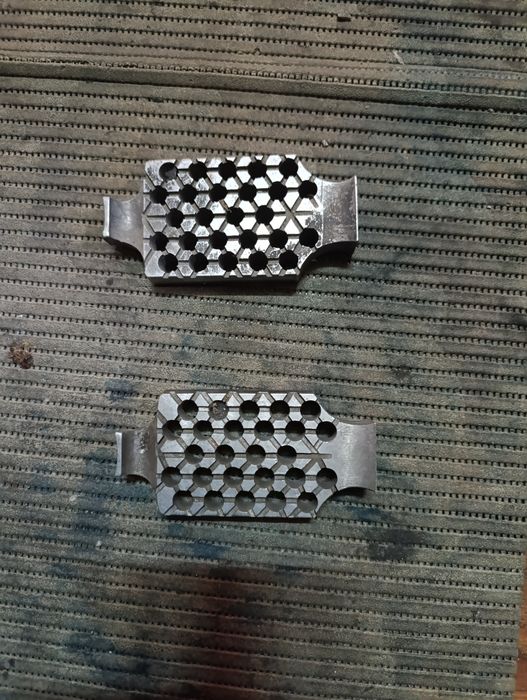 Подножки на мотоцикл МТ