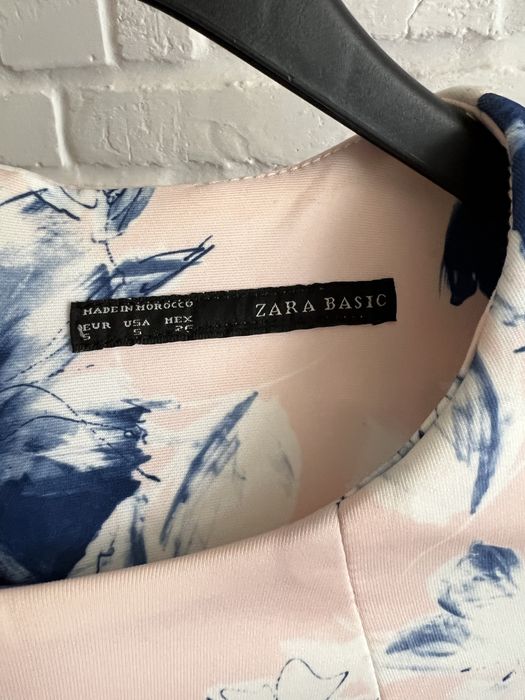 Коротка рожева міні сукня ZARA квітковий принт