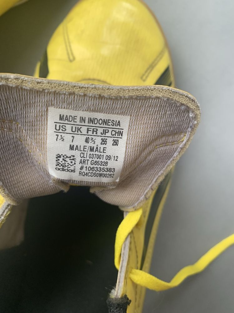 Футзалки Adidas F10(стан відмінний, оригінал)