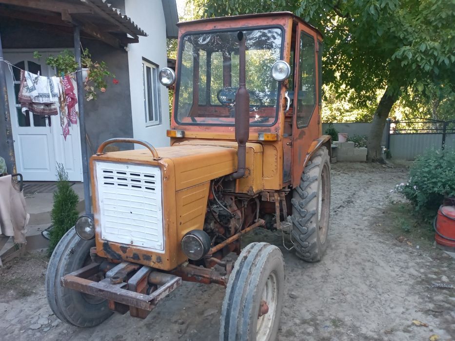 Продам Трактор Т25