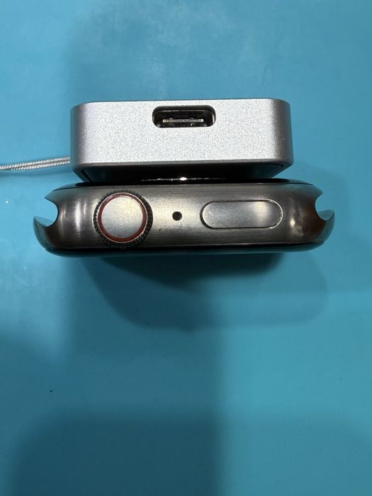 Apple watch 7 45mm titanium silver