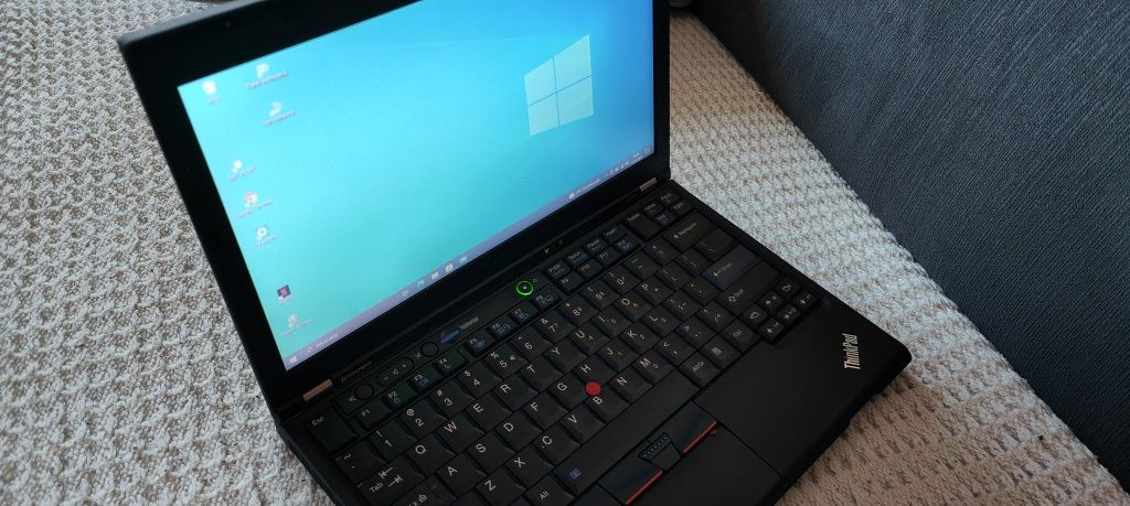 Sprzedam laptop Lenovo ThinkPad x220