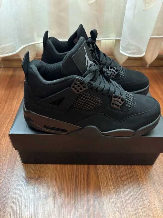 "Buty koszykówki "Nike_Air_Jordan_4_Retro_Black_Cat R.39