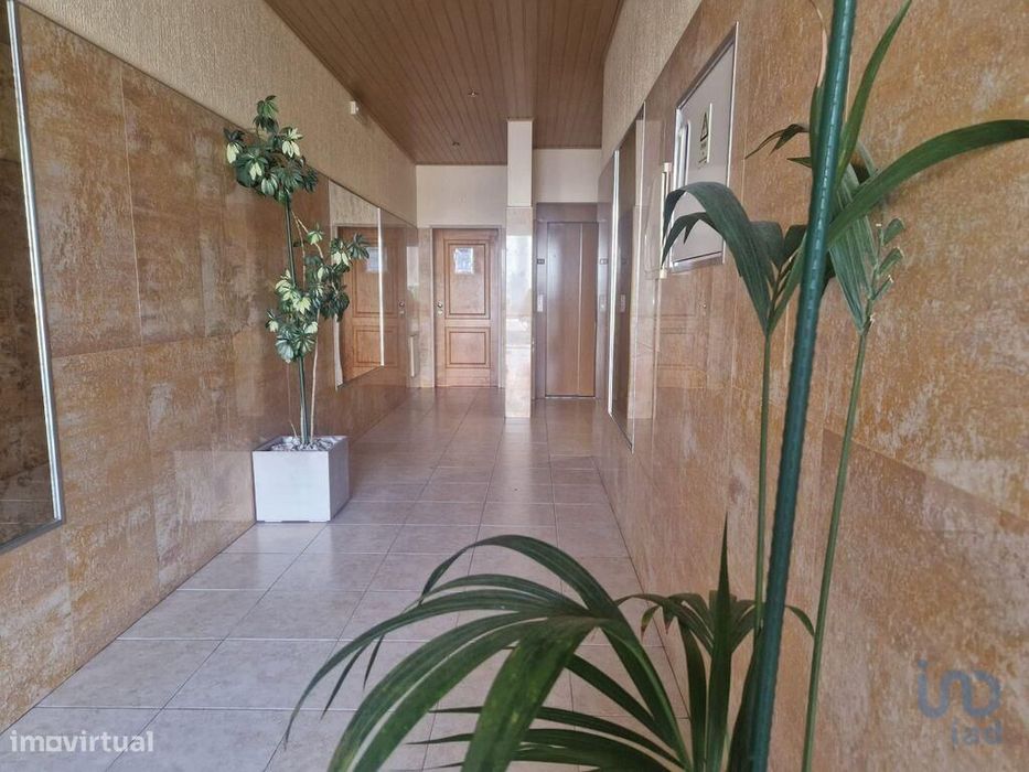 Apartamento T2 em Cadaval e Pêro Moniz de 104,00 m2