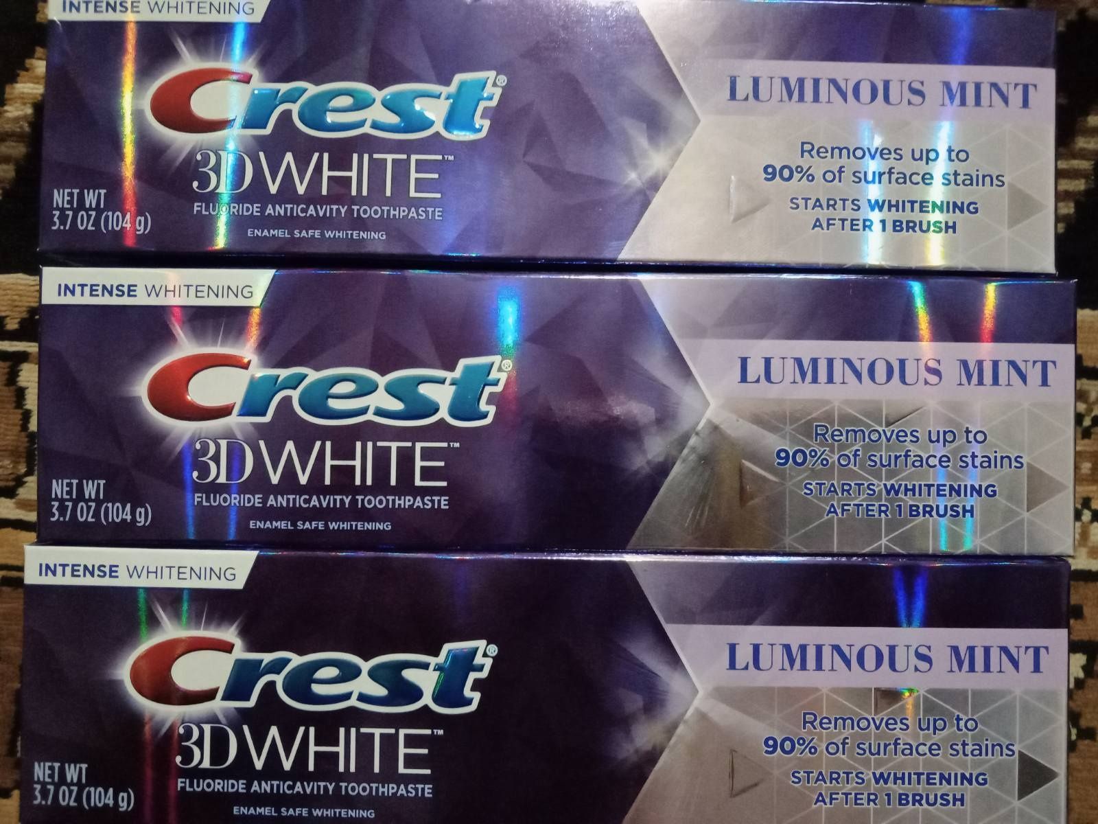 Интенсивная отбеливающая паста Crest 3D  Luminous Intense White 104гр