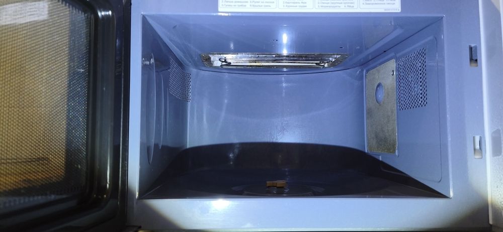 Продам микроволновку LG