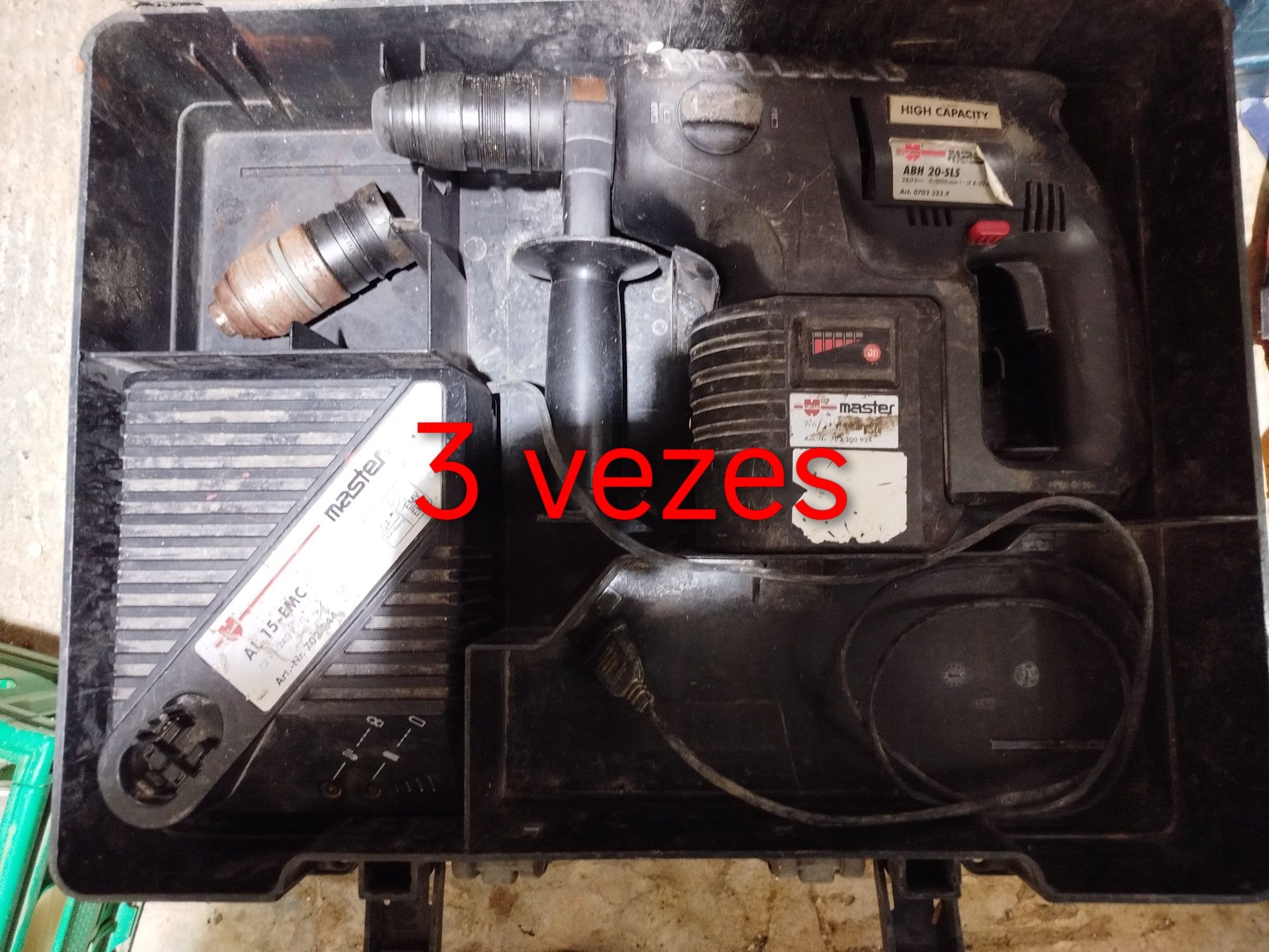 Vende-se conjunto de máquinas e ferramentas