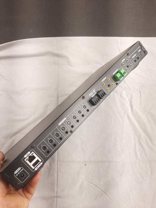 контроллер URC MRX-10 Advanced Network System Controller