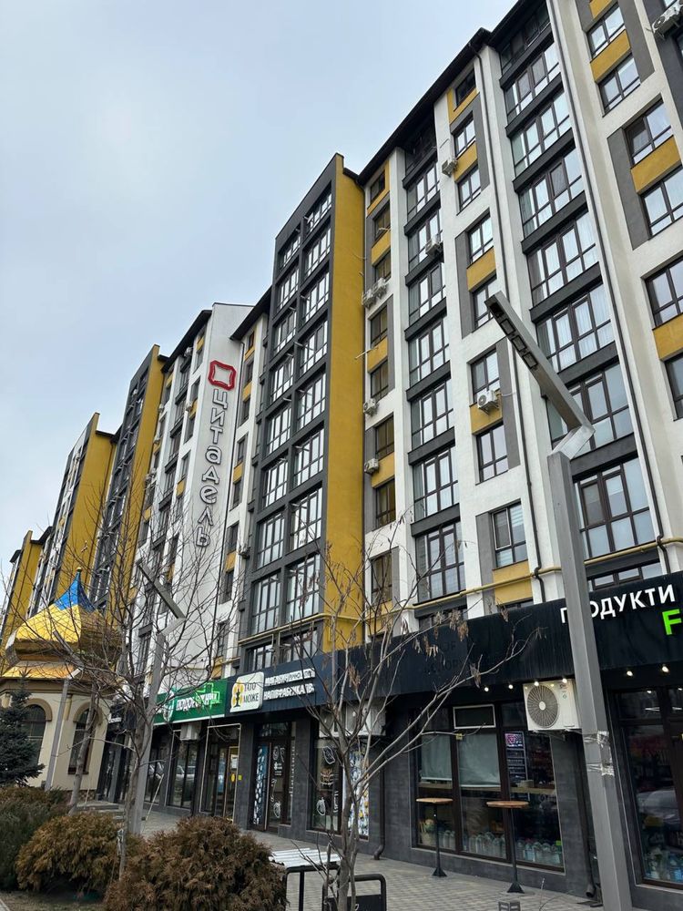 Перша здача. 3-кімнатна квартира в новобудові на Пасічній