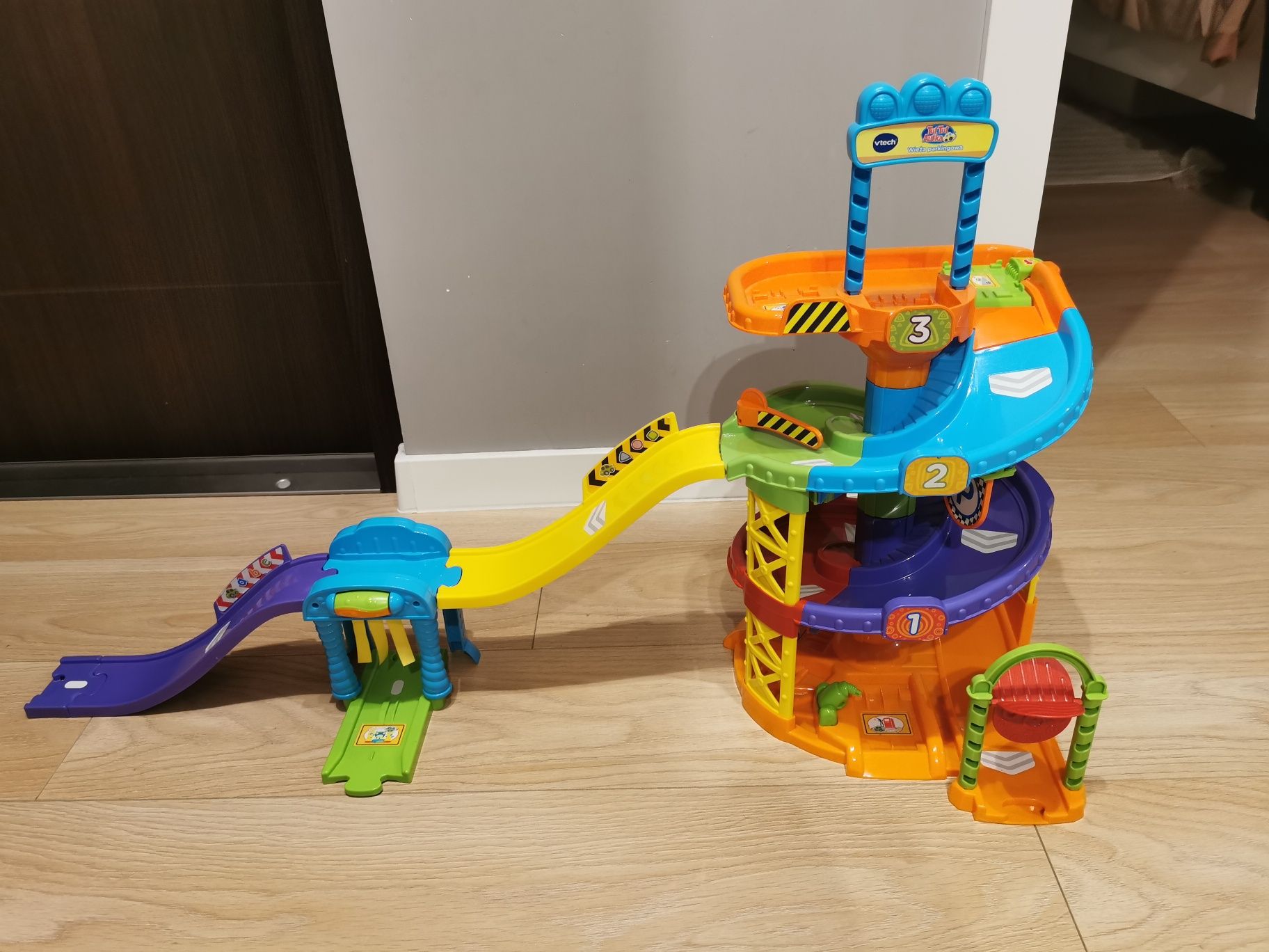 Wieża parkingowa Tut Tut Vtech