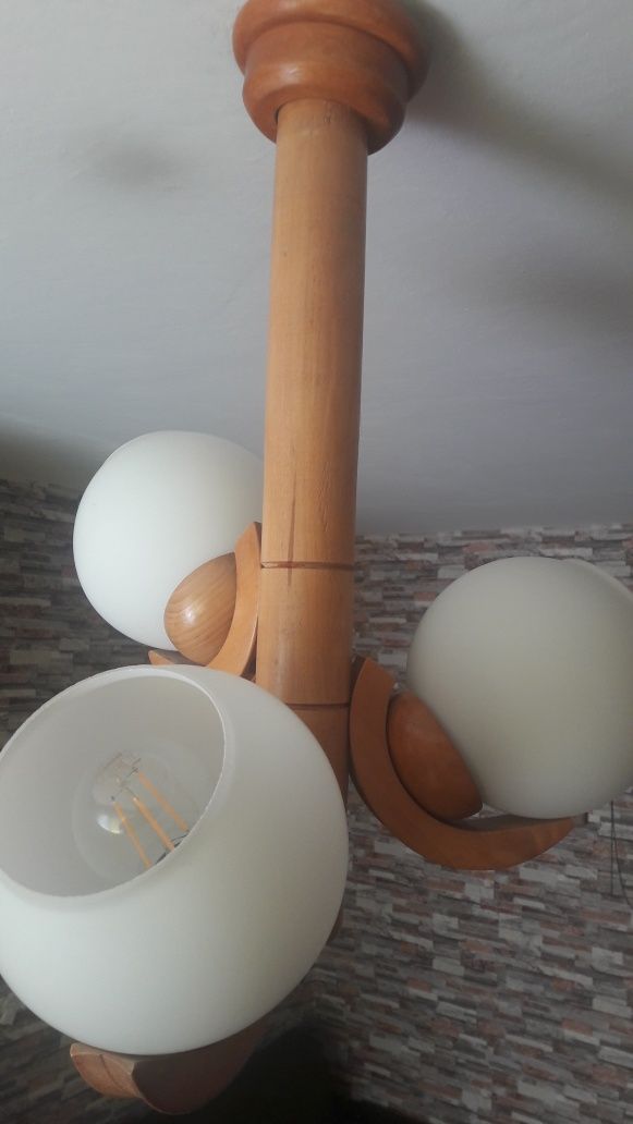 Lampa wisząca drewniana tradycyjna